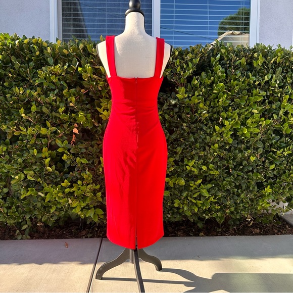 ‘The Fashion Poet’ Red BodyCon Dress ♥️ - Picture 3 of 7